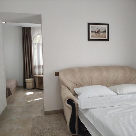 Мисливець В Комплексі "Сокіл" Hotel Susk Екстериор снимка