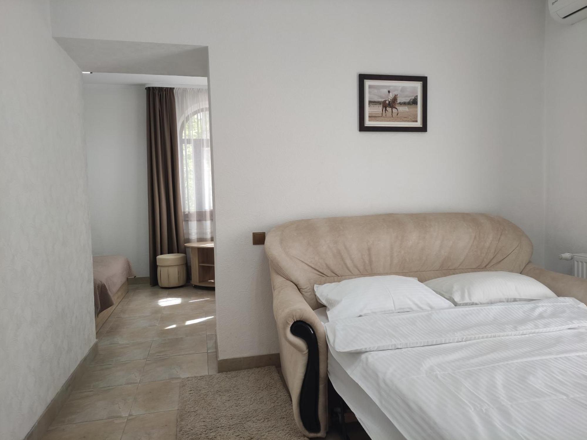 Мисливець В Комплексі "Сокіл" Hotel Susk Екстериор снимка